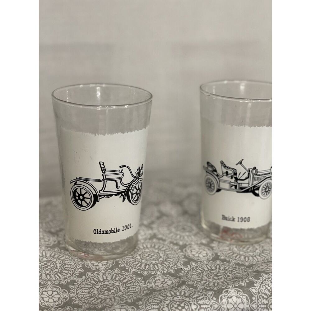 VINTAGE FEDERAL GLASS BEVERAGE GLASSES SET 2 ANTIQUE CARS Buick And Oldsmobile